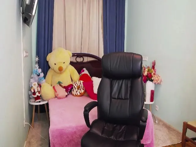 Live sex webcam photo for XRoxxxy #272251685