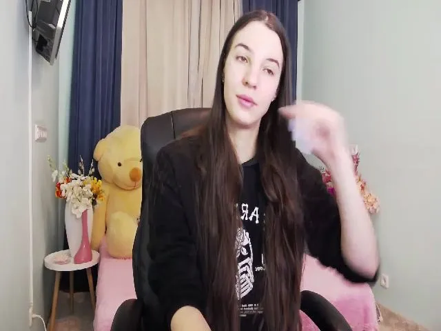 Live sex webcam photo for XRoxxxy #272292843