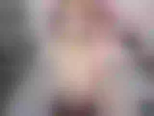 Live sex webcam photo for XTinaYorkX #271689410