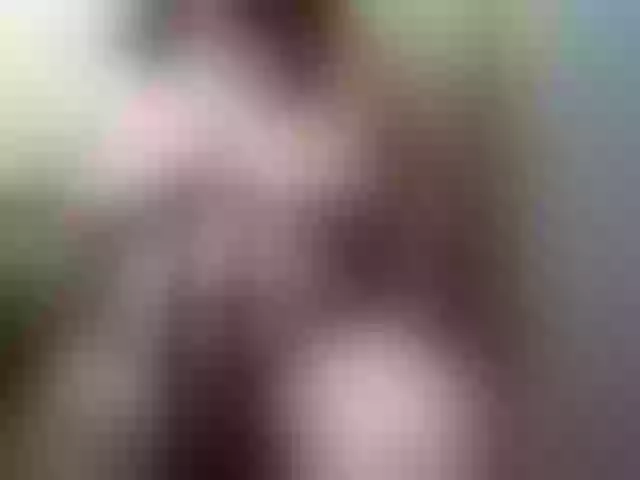 Live sex webcam photo for XTvoiPersikX #272399880