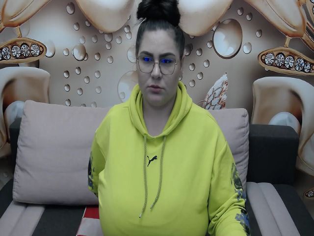 Live sex webcam photo for XXLHugeBoobs #273345032