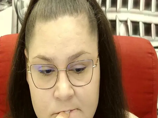 Live sex webcam photo for XXLHugeBoobs #273622733