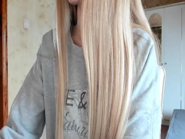 Live sex webcam photo for X_model_S #272188008