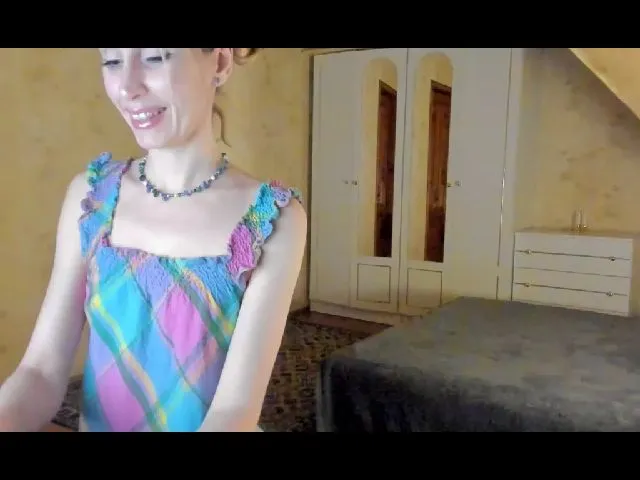 Live sex webcam photo for X_model_S #272492719