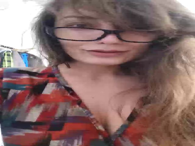 Live sex webcam photo for XenaDDD #272790528