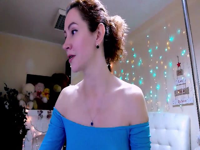 Live sex webcam photo for XeniaMilf #272111204