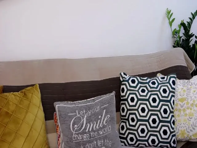 Live sex webcam photo for Xenthia #272281237