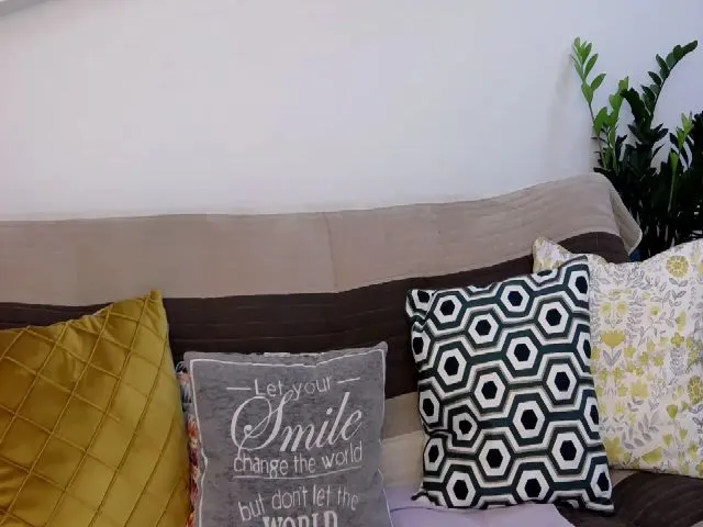 Live sex webcam photo for Xenthia #272330113