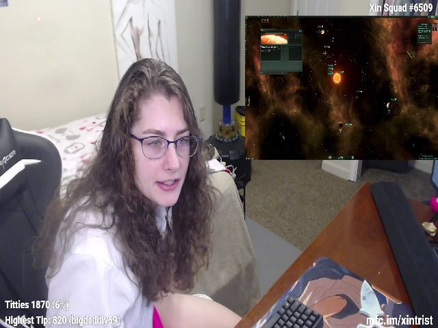 Live sex webcam photo for Xintrist #272282388