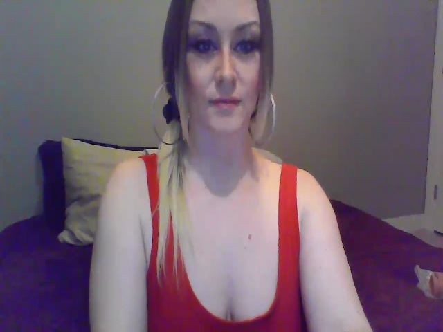 Live sex webcam photo for XoTiff #272038573