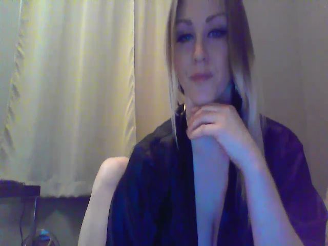 Live sex webcam photo for XoTiff #272352922