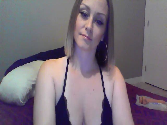 Live sex webcam photo for XoTiff #273879600