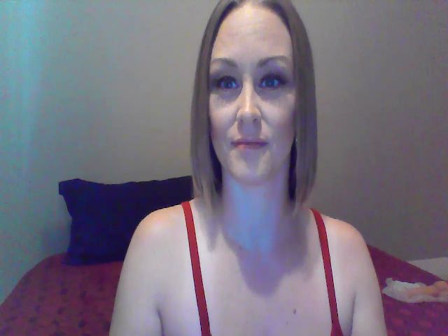 Live sex webcam photo for XoTiff #274024364