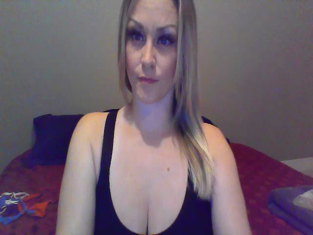 Live sex webcam photo for XoTiff #274379667