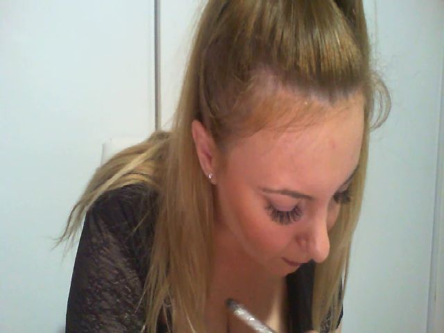 Live sex webcam photo for XxTinaLovergf #273010300