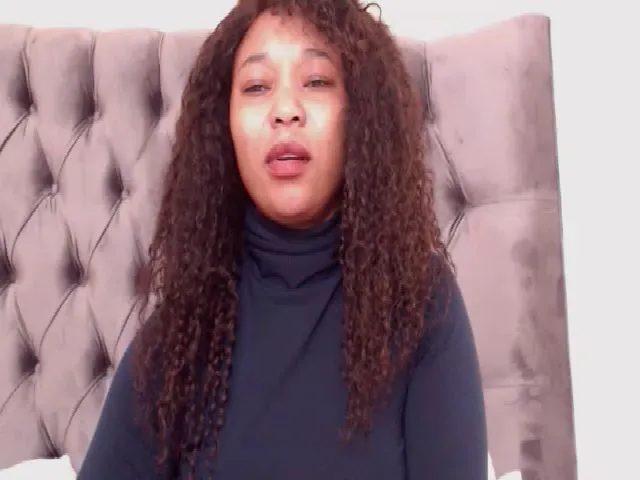 Live sex webcam photo for Xxamor #273636476