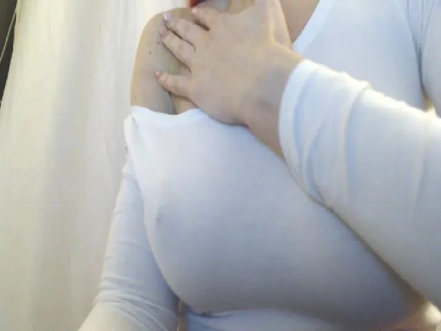 Live sex webcam photo for Xxxawesomeart #272195961