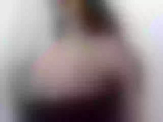 Live sex webcam photo for Xxxawesomeart #273247556