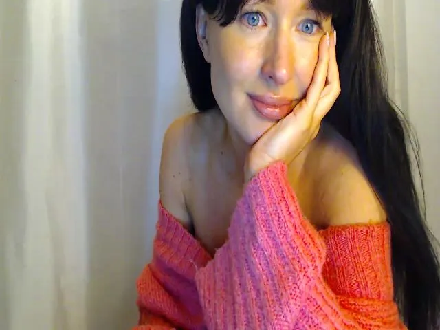 Live sex webcam photo for Xxxawesomeart #274588059