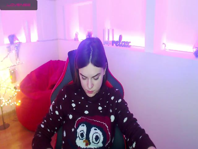 Live sex webcam photo for YR_BB #272205817