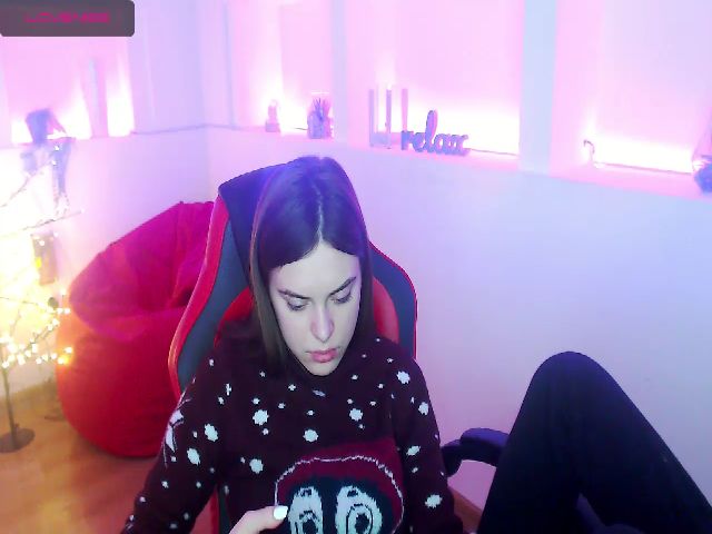 Live sex webcam photo for YR_BB #272208012