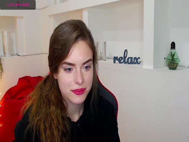 Live sex webcam photo for YR_BB #272317401