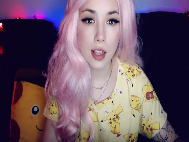 Live sex webcam photo for YUMMY_TIFFANI #271748910