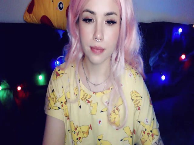 Live sex webcam photo for YUMMY_TIFFANI #271784472