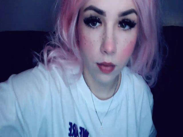 Live sex webcam photo for YUMMY_TIFFANI #271828558