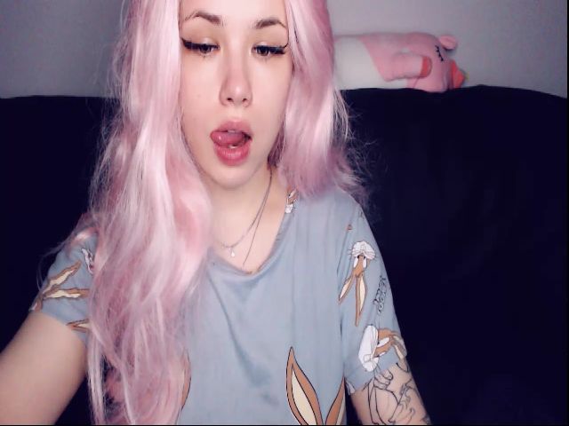 Live sex webcam photo for YUMMY_TIFFANI #271950194