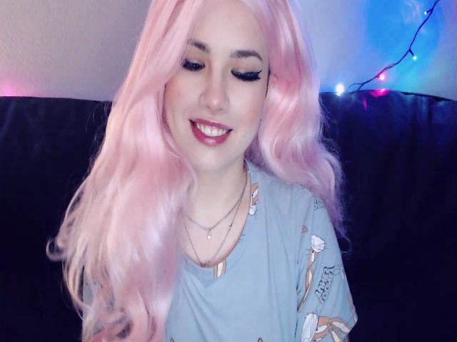 Live sex webcam photo for YUMMY_TIFFANI #272408629