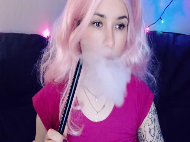 Live sex webcam photo for YUMMY_TIFFANI #272565440