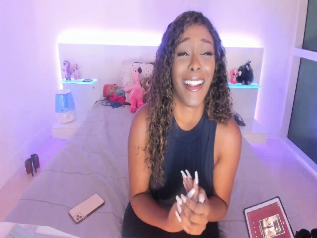 Live sex webcam photo for Yasmeen_xo #271823150