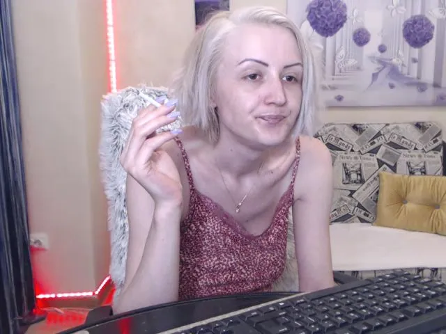 Live sex webcam photo for YeahAnn #272896835