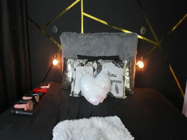 Live sex webcam photo for Yeli_Amber #272718631