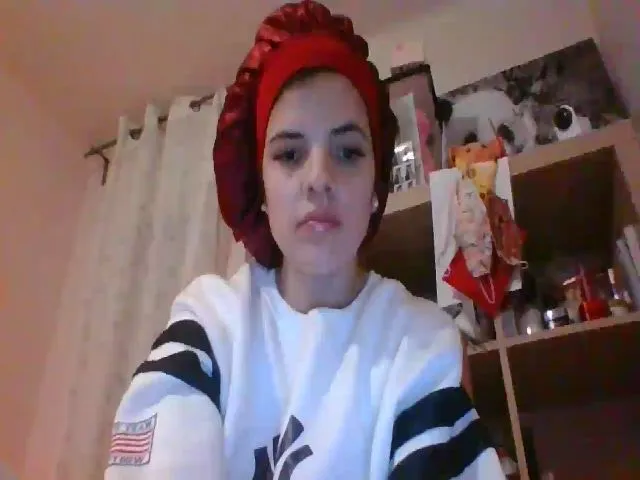 Live sex webcam photo for Yeymylove #272246294