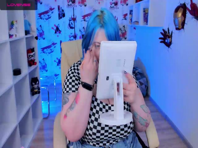 Live sex webcam photo for Yoki_Shizuko #273081924