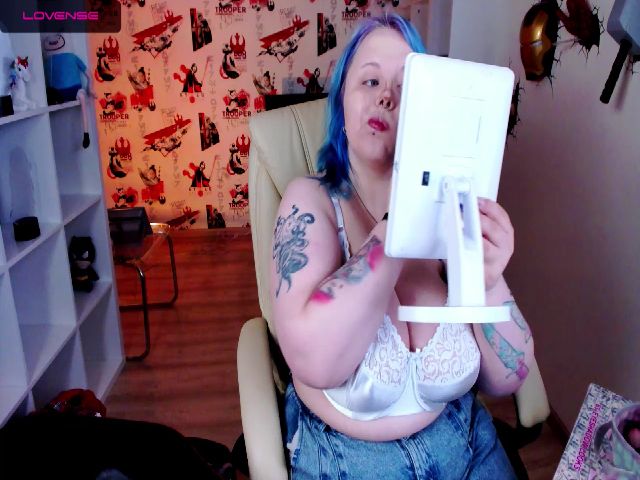 Live sex webcam photo for Yoki_Shizuko #273499896