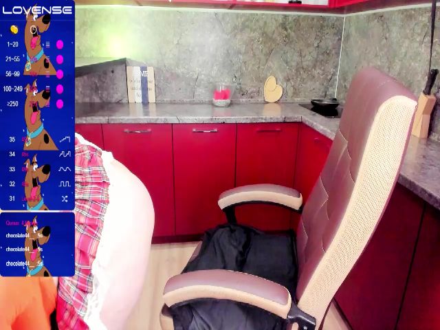 Live sex webcam photo for Yoki_Shizuko #273866013