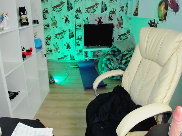 Live sex webcam photo for Yoki_Shizuko #274221894