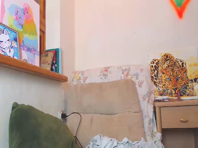 Live sex webcam photo for YoungLilMary #273724441