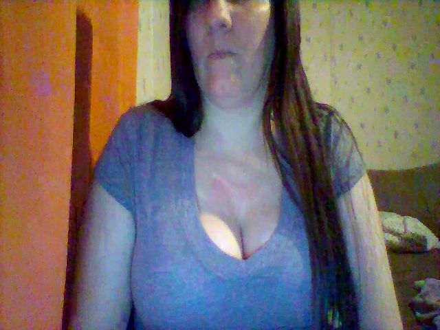 Live sex webcam photo for YoungMomma2 #273322009