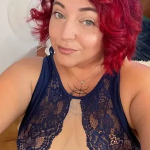Live sex webcam photo for YourDayDream3 #293451844