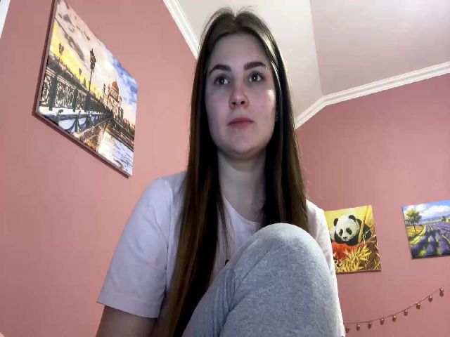 Live sex webcam photo for YourKatie_ #272655273