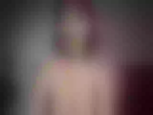 Live sex webcam photo for YourLia #272682098