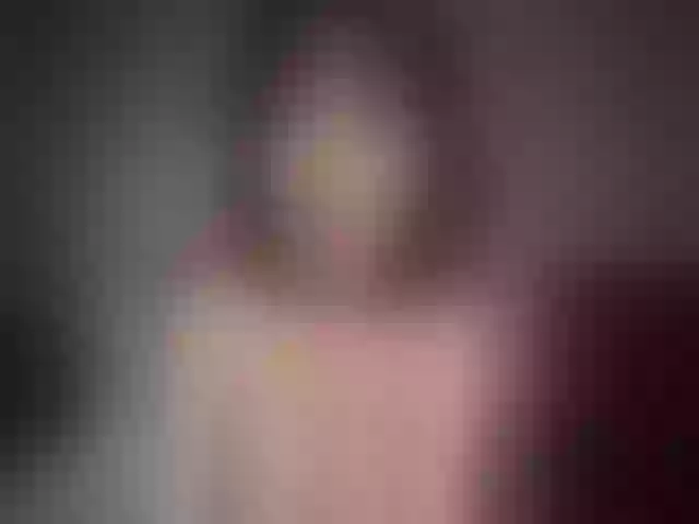 Live sex webcam photo for YourLia #272925882