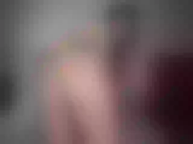 Live sex webcam photo for YourLia #272945320