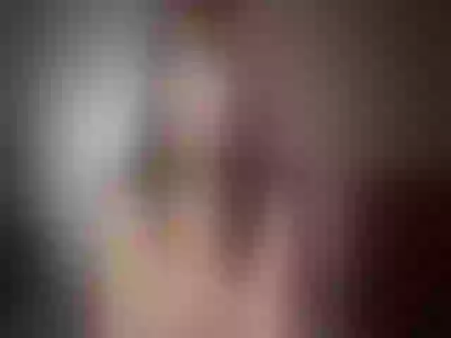 Live sex webcam photo for YourLia #272959521