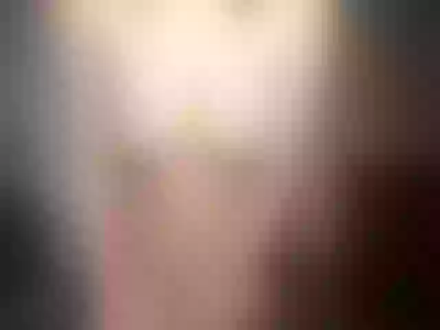 Live sex webcam photo for YourLia #273134661