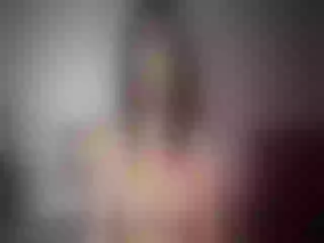 Live sex webcam photo for YourLia #273228212